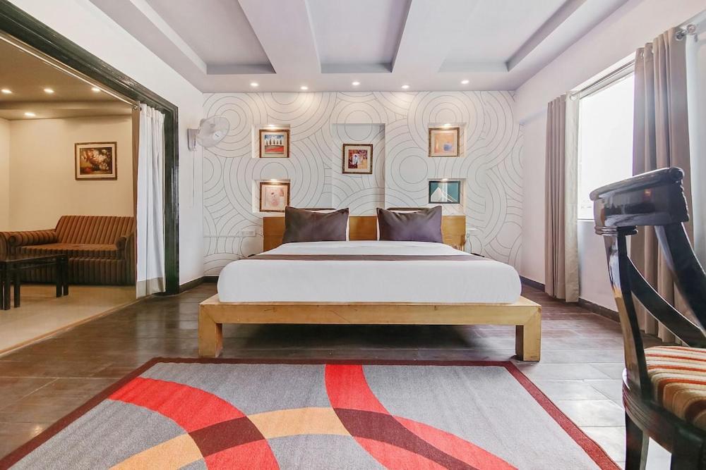 Hotel Queens Tower Amritsar Exterior photo