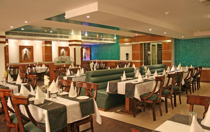 Hotel Queens Tower Amritsar Exterior photo